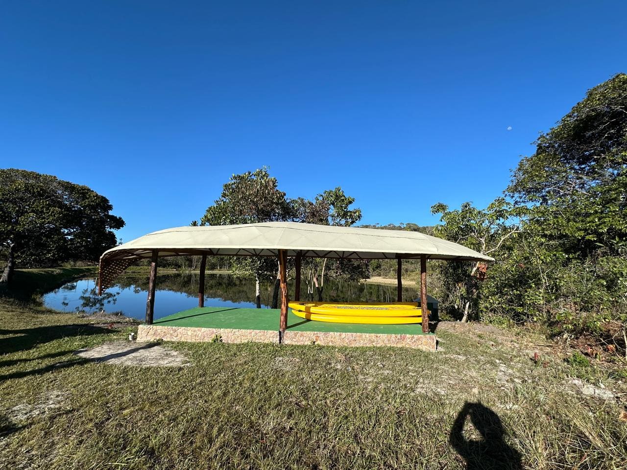 Fazenda Iluminada - Barco e Lago