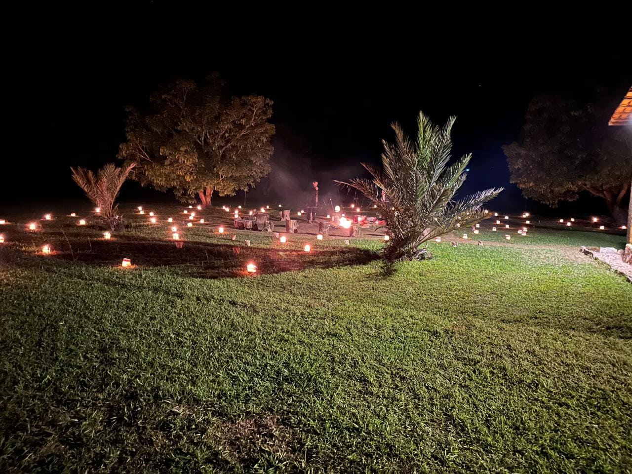 Fazenda Iluminada - Lanternas Noturnas